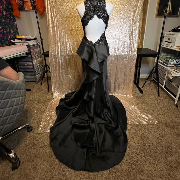 Black lace Dress; Evening Gown, Prom - Picture 9 of 9